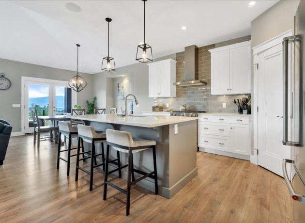 16-Kitchen